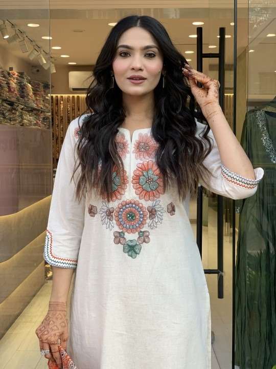 Women's Cotton Ethnic Set with Kurta, Palazzo & Dupatta(XL) - Image 4